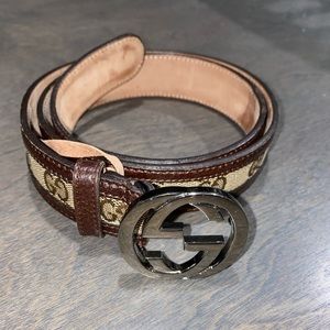 Gucci belt